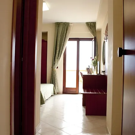 Hotel Felix 4*
