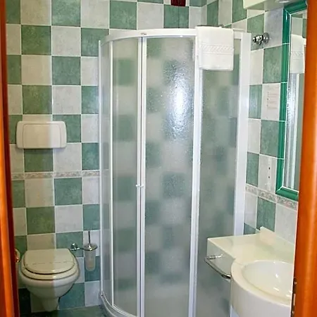 Felix Hotel 4*