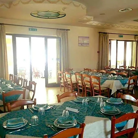 Felix 4* Scalea